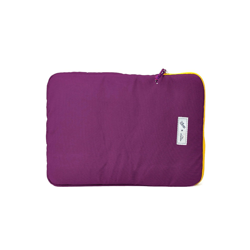 Capa de Notebook Allcatrazes x The Summer Hunter