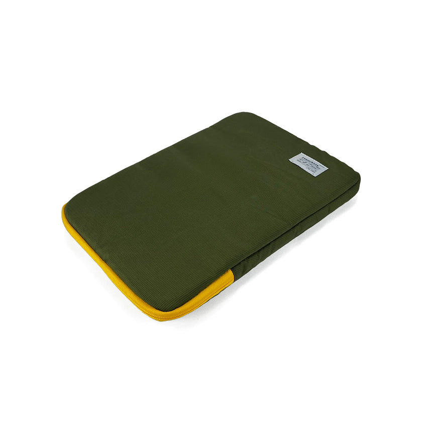 Capa de Notebook Allcatrazes x The Summer Hunter