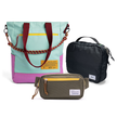 Kit Aerolook com Tote Brasco Azul Respiro, Pochete The Summer Hunter Verde Cachoeira e Nécessaire Hotel preta fechada da Allcatrazes