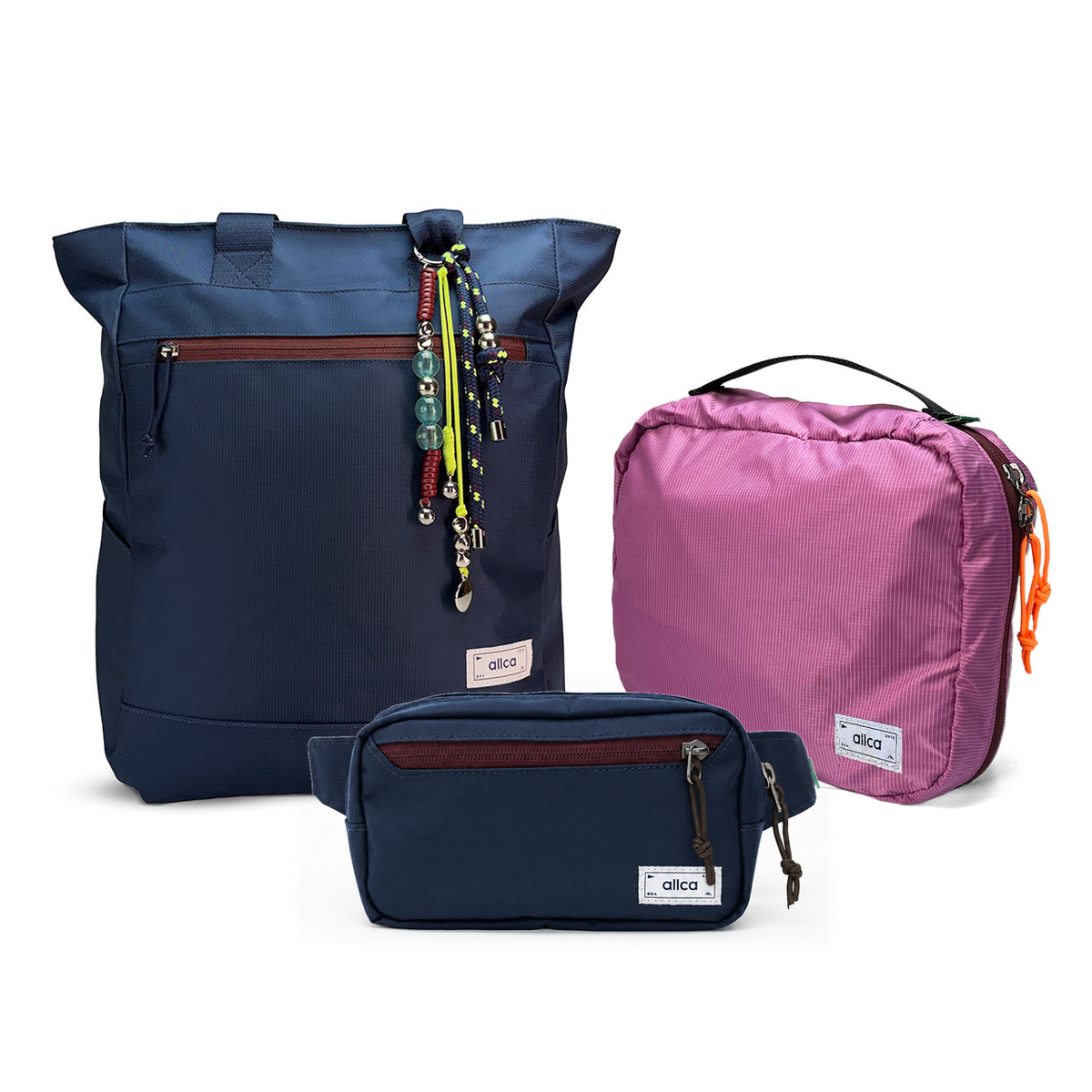 Kit Aerolook Minuano com Tote Azul Aurora com charm, Pochete Azul Aurora e Nécessaire Hotel Rosa da Allcatrazes
