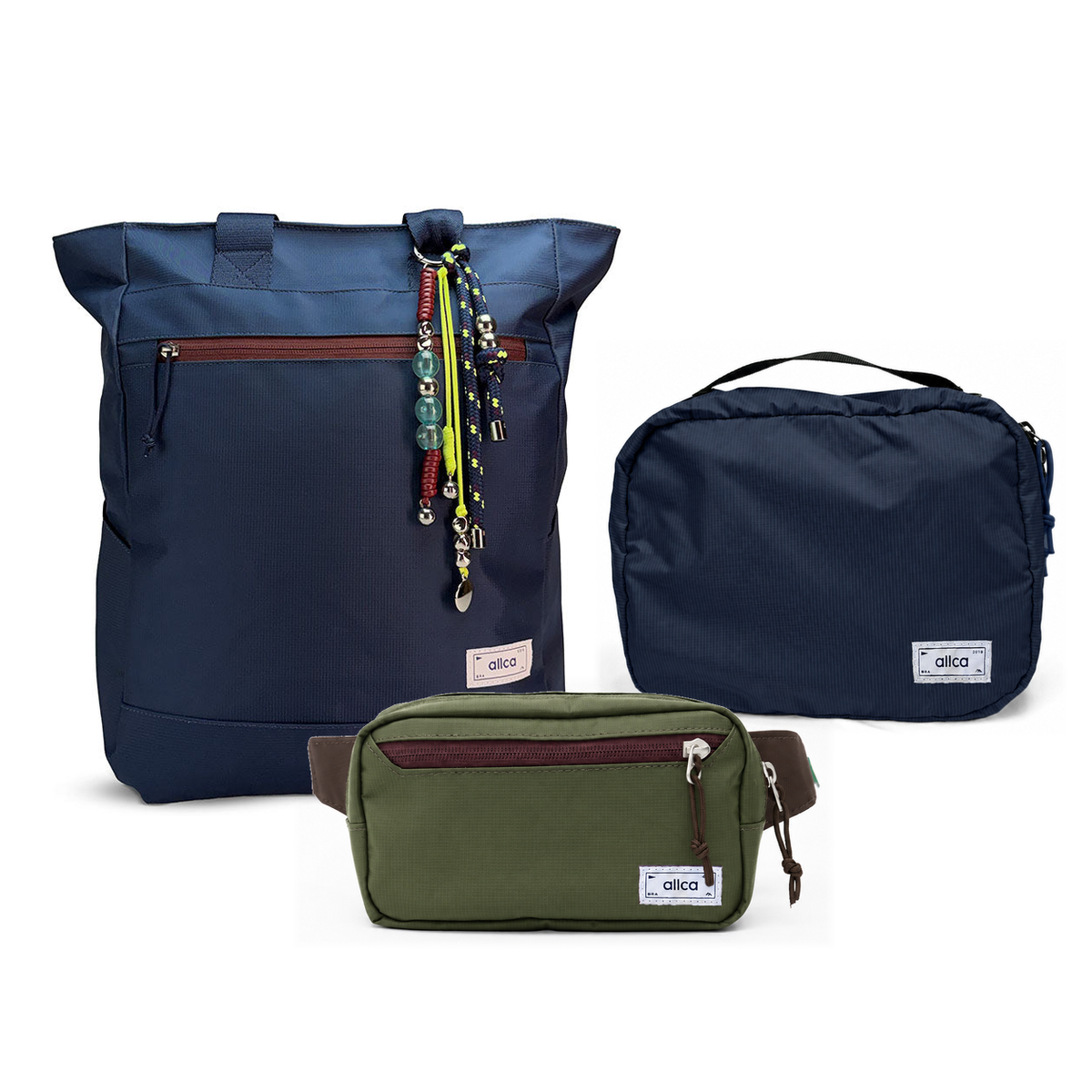 Kit Aerolook Minuano com Tote Azul Aurora com charm, Pochete Verde Araucária e Nécessaire Hotel Azul Aurora da Allcatrazes