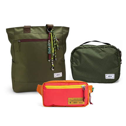 Kit Aerolook - Tote Minuano + Pochete Brasco, Verde Araucária e Coral Esquina, Nécessaire Hotel Verde Araucária da Allcatrazes