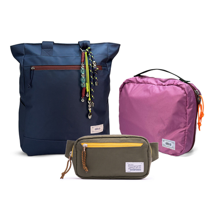 Kit Aerolook - Tote Minuano + Pochete The Summer Hunter, Azul Aurora e Verde Cachoeira, Nécessaire Hotel Rosa da Allcatrazes