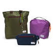 Kit Aerolook Minuano com Tote Verde Araucária com charm, Pochete Azul Aurora e Nécessaire Hotel Roxa da Allcatrazes