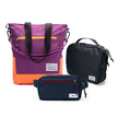 Kit Aerolook com Tote The Summer Hunter e Pochete Minuano, Roxo Viagem e Azul Aurora, com Nécessaire Hotel preta da Allcatrazes