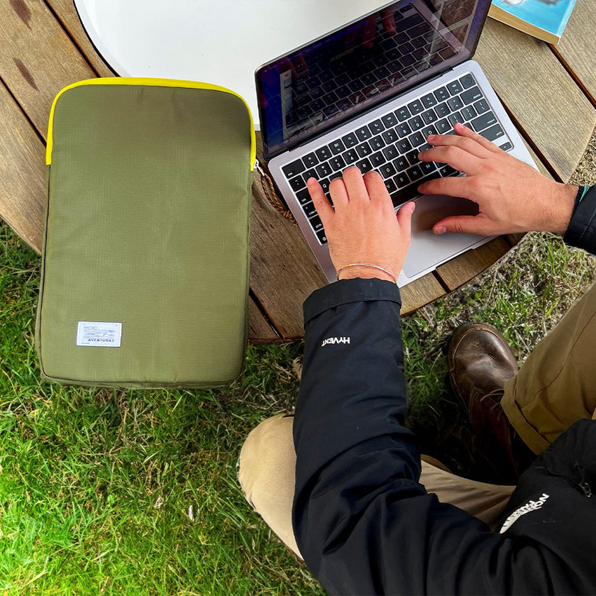 Capa de Notebook Allcatrazes x The Summer Hunter