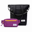 Kit Em Movimento Allca Allcatrazes Tote Bag 16L x Allca EclipsePreto com Pochete roxa viagem combinando, tecido hidrorrepelente e detalhe em cabo nautico, com repartimento para notebook vista frontal das duas pecas do kit